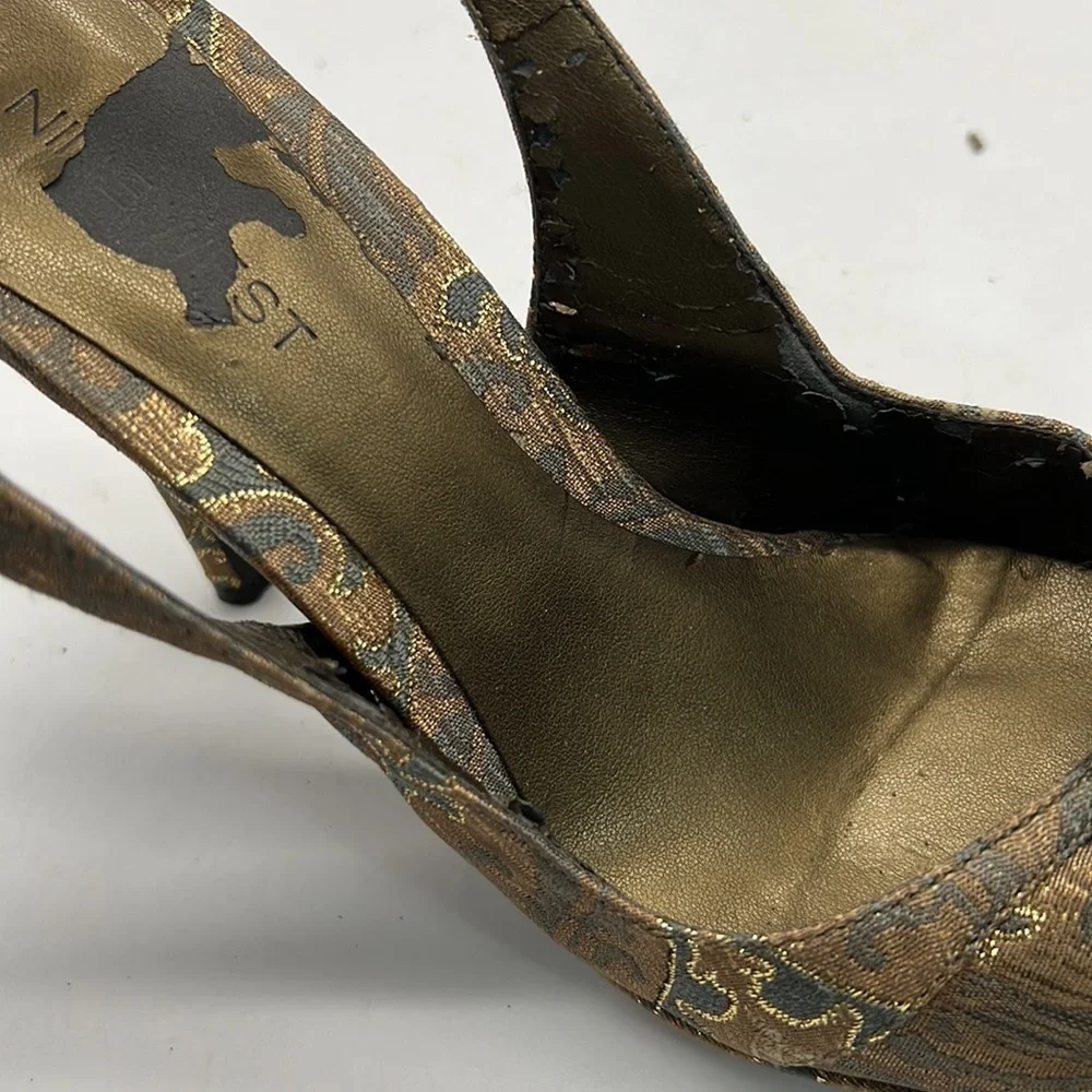 Nine West Dress Heels with Sling Back Heel size 9.5 M